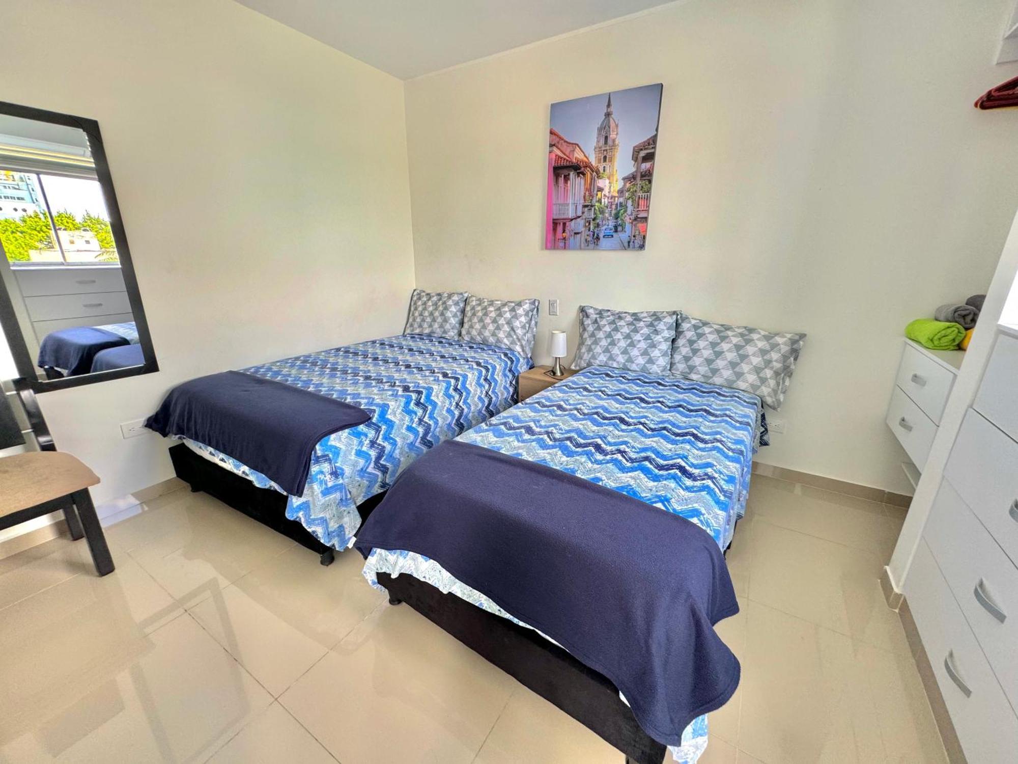 Apartment Coloridos: Cómodos Cerca De Panamericanas