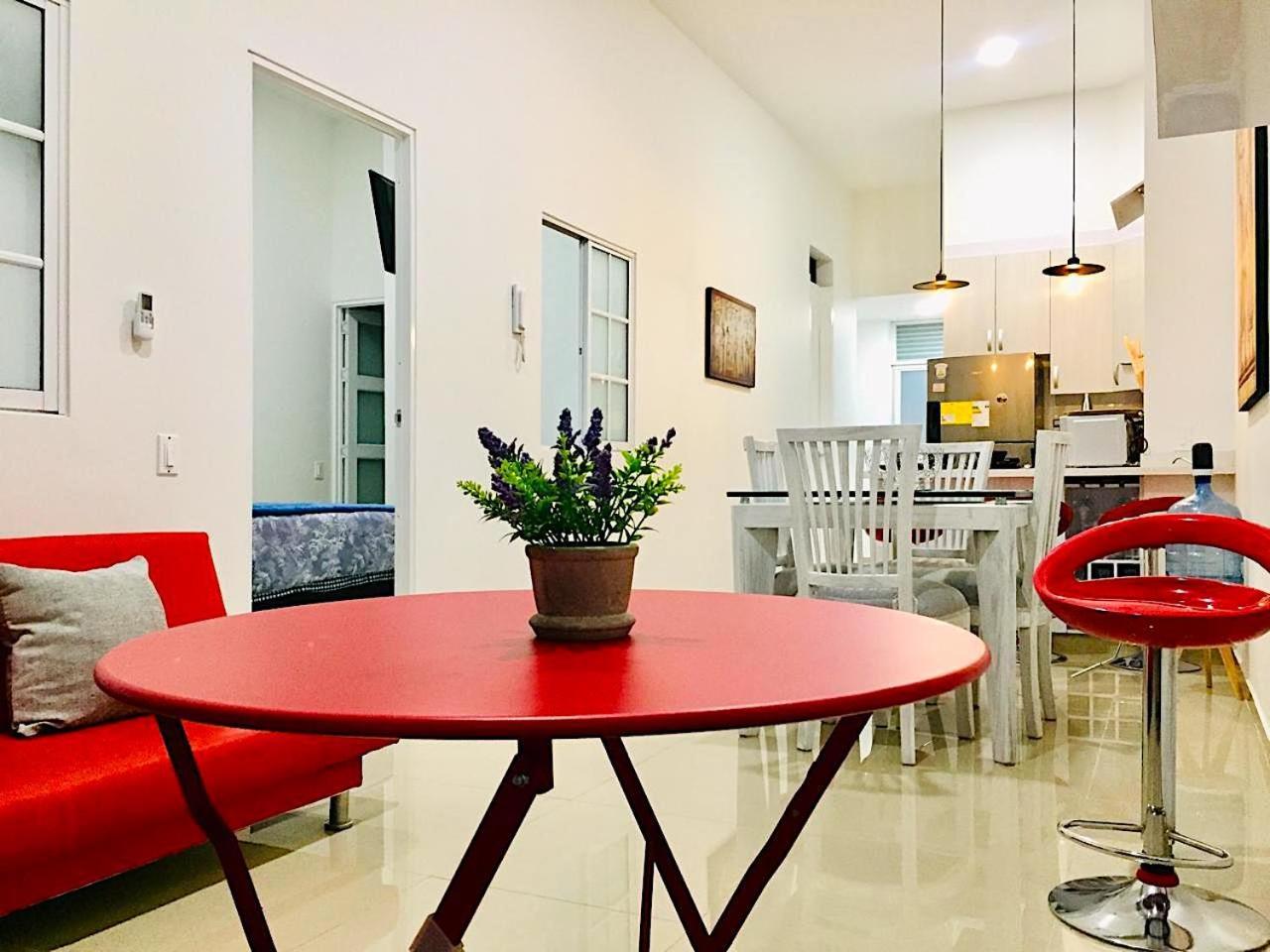 Apartment Coloridos: Cómodos Cerca De Panamericanas