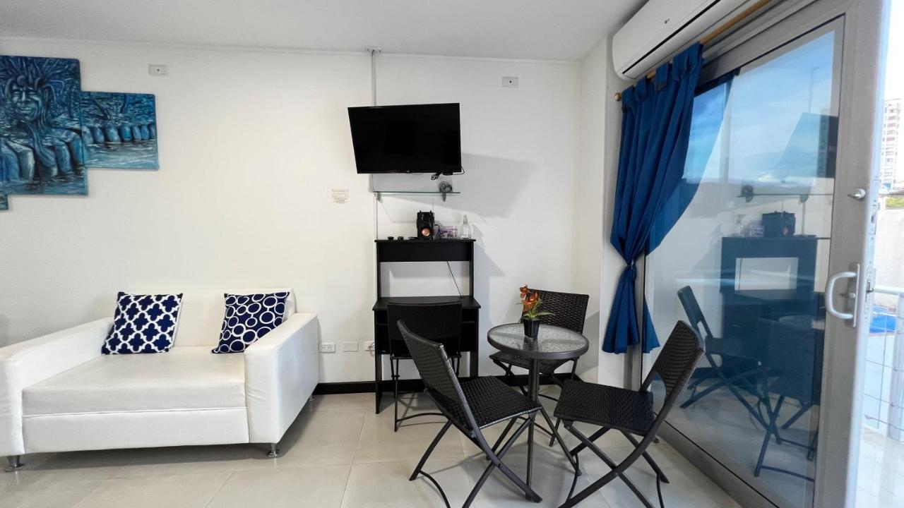 Apartment Coloridos: Cómodos Cerca De Panamericanas *