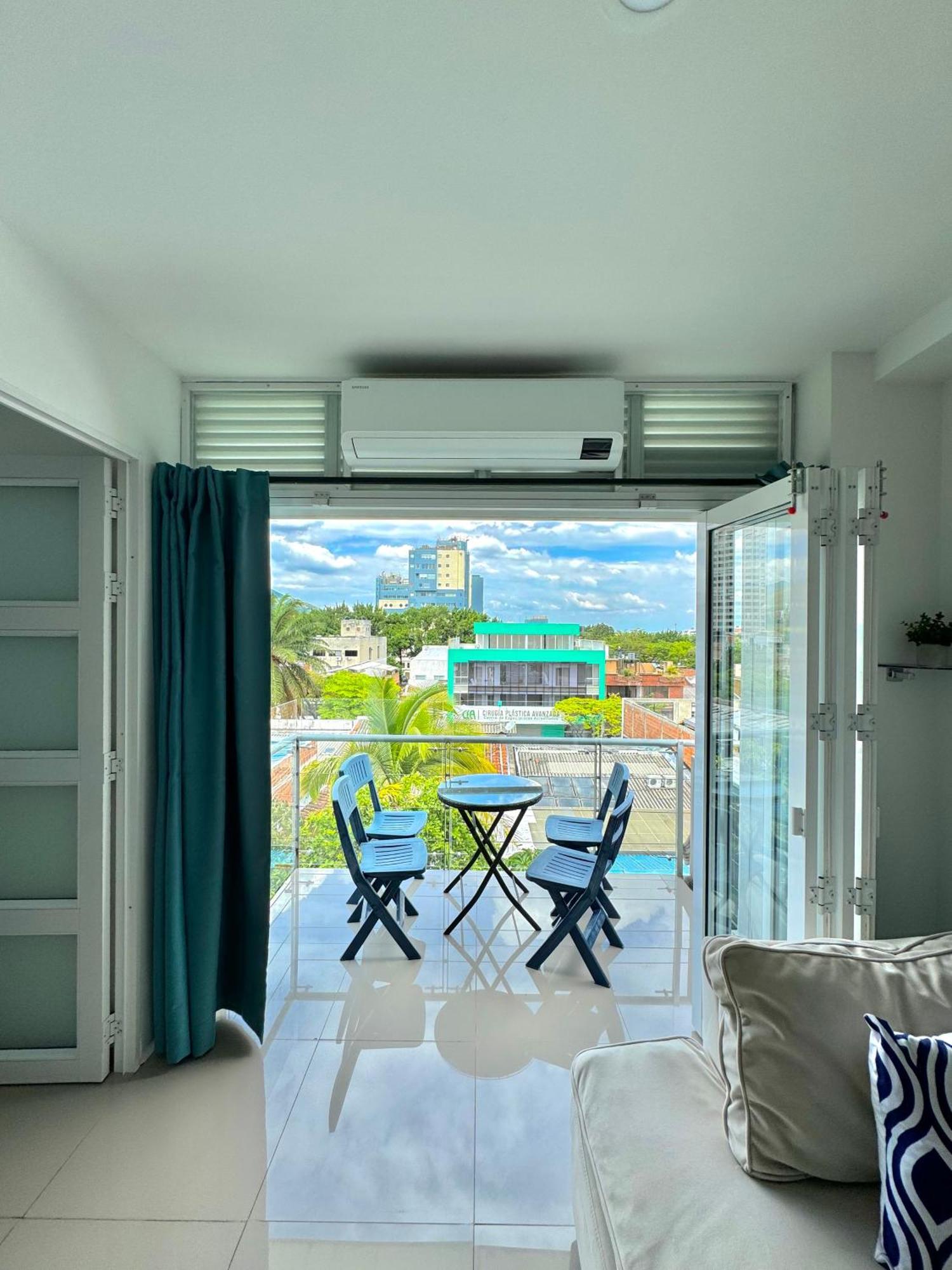 Apartment Coloridos: Cómodos Cerca De Panamericanas Cali