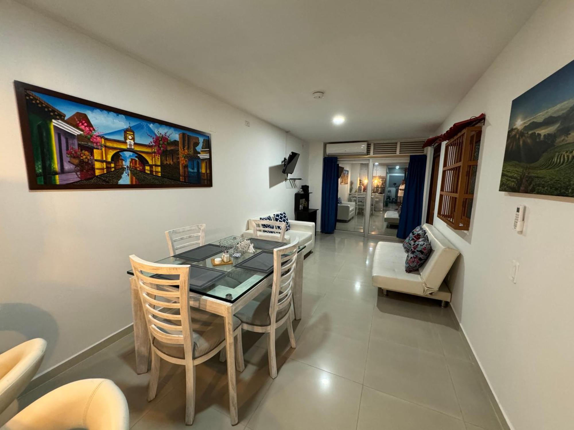 Coloridos: Cómodos Cerca De Panamericanas Apartment Cali