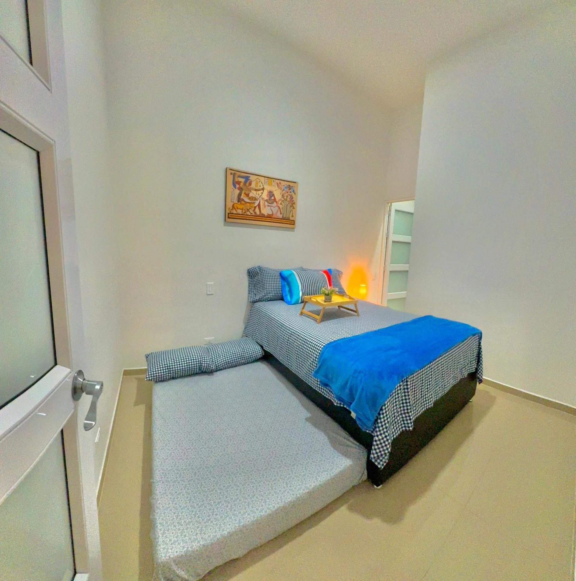 Apartment Coloridos: Cómodos Cerca De Panamericanas